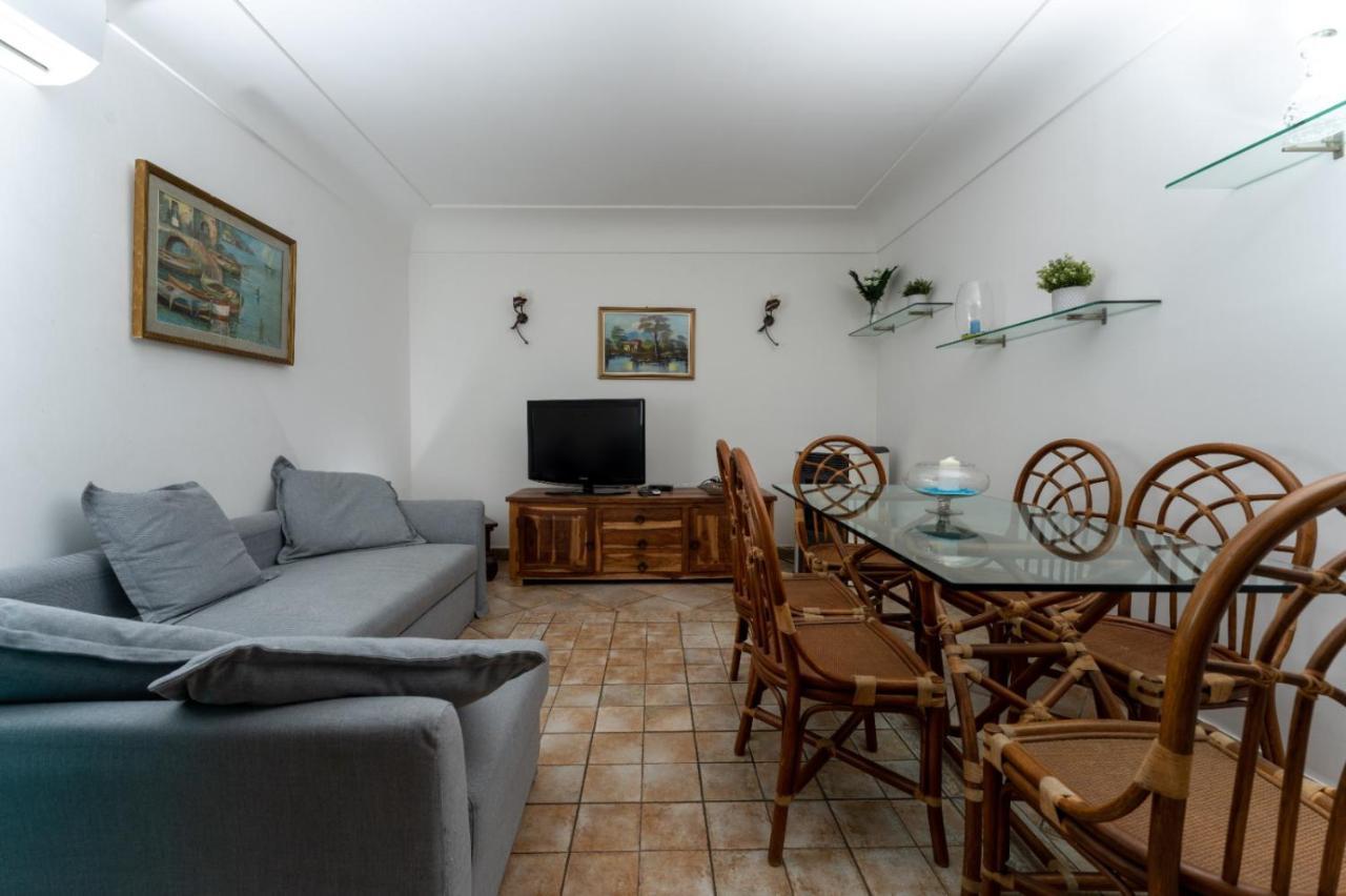 Apartamento Casa Vacanza La Scogliera *